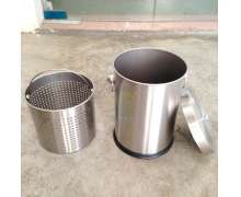 ถังขยะสแตนเลสมีใส้กรอง ขนาด 23*57 ซม.