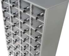 ตู้เก็บรองเท้าสแตนเลสประตูอคริลิค 30 ช่อง