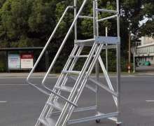 บันไดอลูมิเนียม