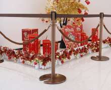 เสากั้นทางเดินสแตนเลสสีโรลด์โกลด์