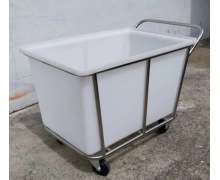 รถเข็นผ้าสแตนเลสเกรด304ขนาด 600Lถังเกรดบี  รุ่นCW-023-600-1-2 เกรดบี  มีด้าม ถังมีสีขาว สีน้ำเงิน มีสินค้า