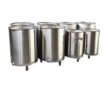 ถังสแตนเลสมีล้อ 200 ลิตร เกรด 304 หนา 2 มิล 