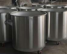 ถังสแตนเลสมีล้อ 200 ลิตร เกรด 304 หนา 2 มิล 