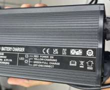 รถเข็นของใช้ไฟฟ้า พื้นที่วางของ  1250*920 mm